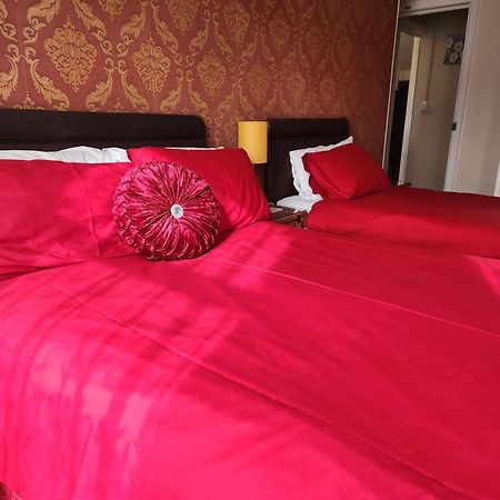 Twin Palms Guesthouse Great Yarmouth Extérieur photo