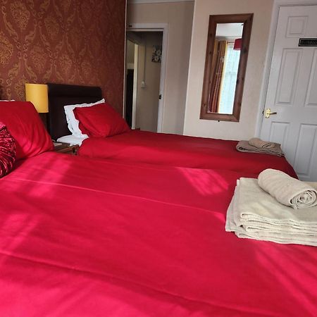 Twin Palms Guesthouse Great Yarmouth Extérieur photo