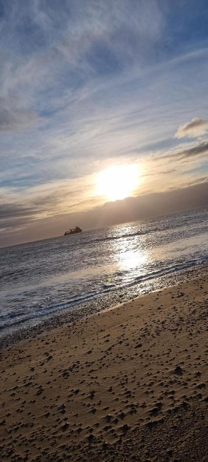 Twin Palms Guesthouse Great Yarmouth Extérieur photo