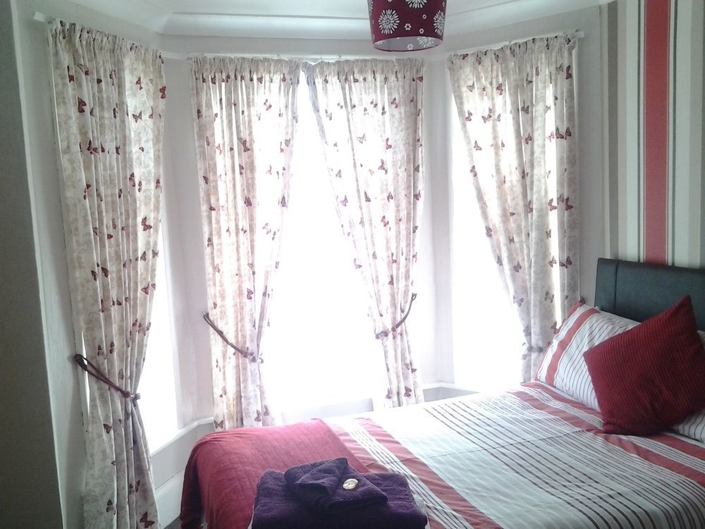 Twin Palms Guesthouse Great Yarmouth Extérieur photo