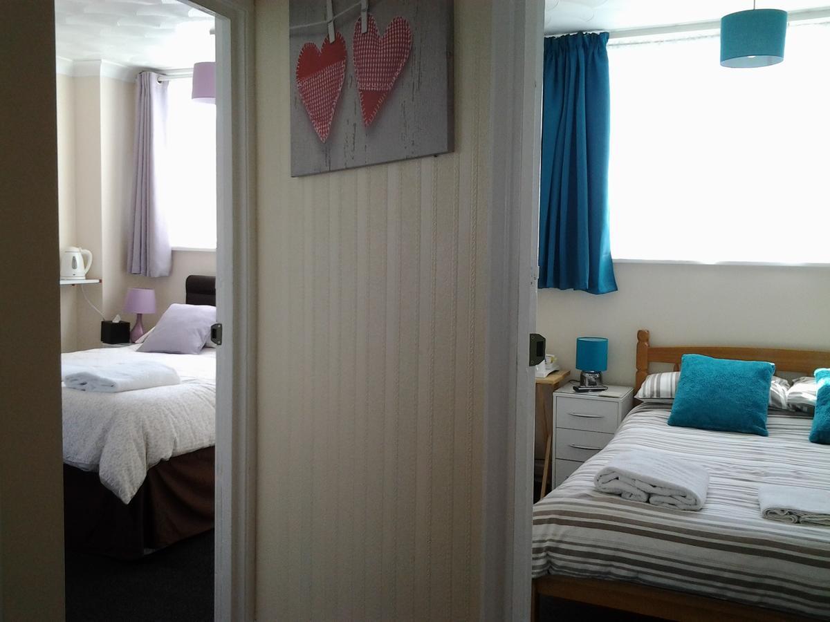 Twin Palms Guesthouse Great Yarmouth Extérieur photo