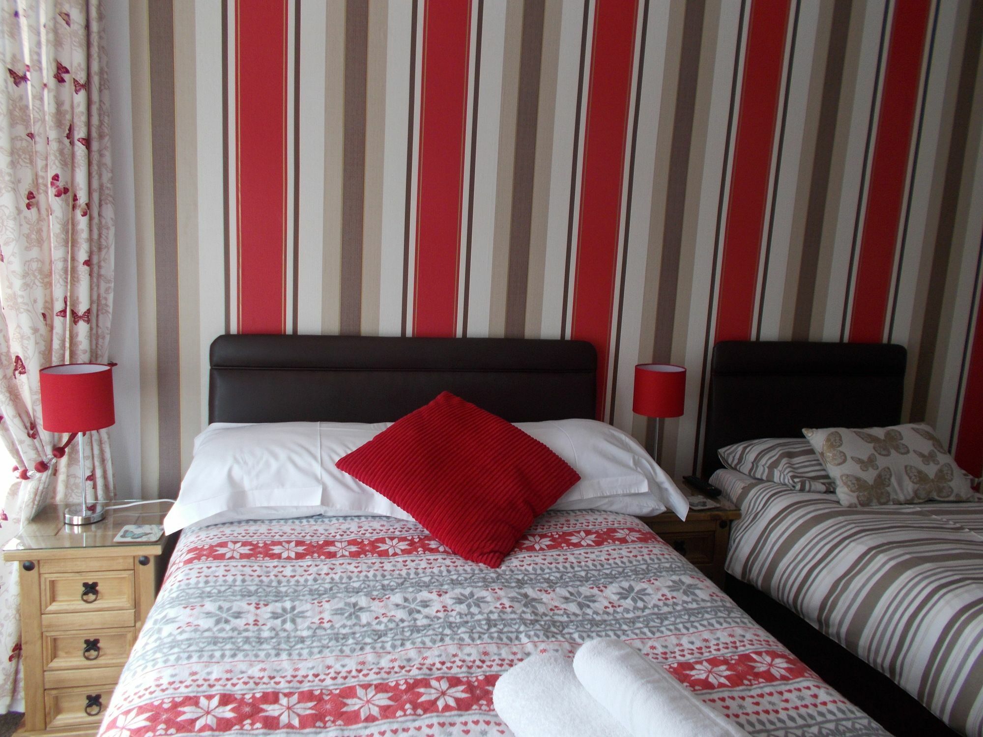 Twin Palms Guesthouse Great Yarmouth Extérieur photo