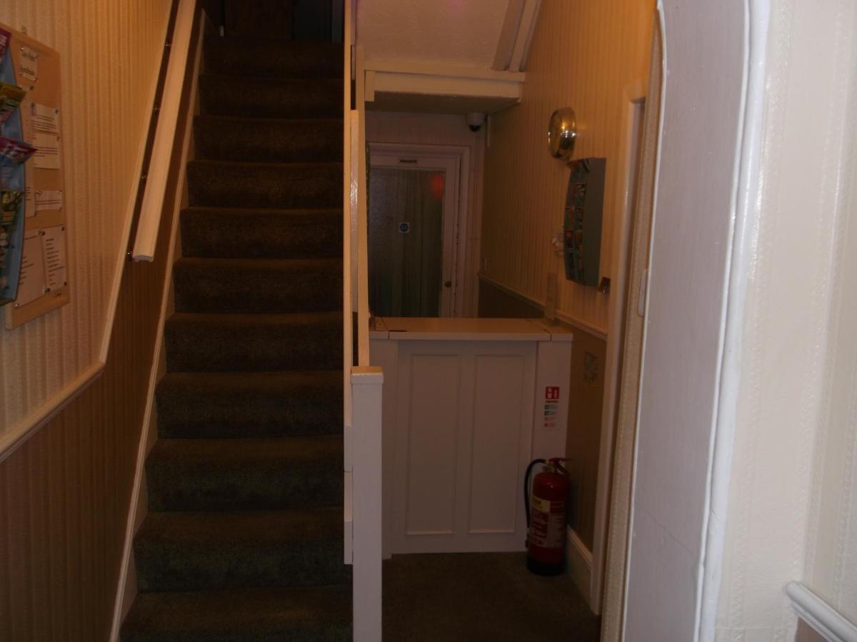 Twin Palms Guesthouse Great Yarmouth Extérieur photo