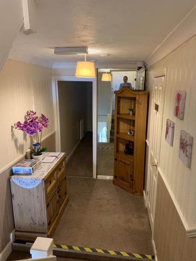 Twin Palms Guesthouse Great Yarmouth Extérieur photo